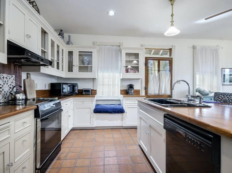 Gardens Of Baron's Creek - Unit D Apartment *