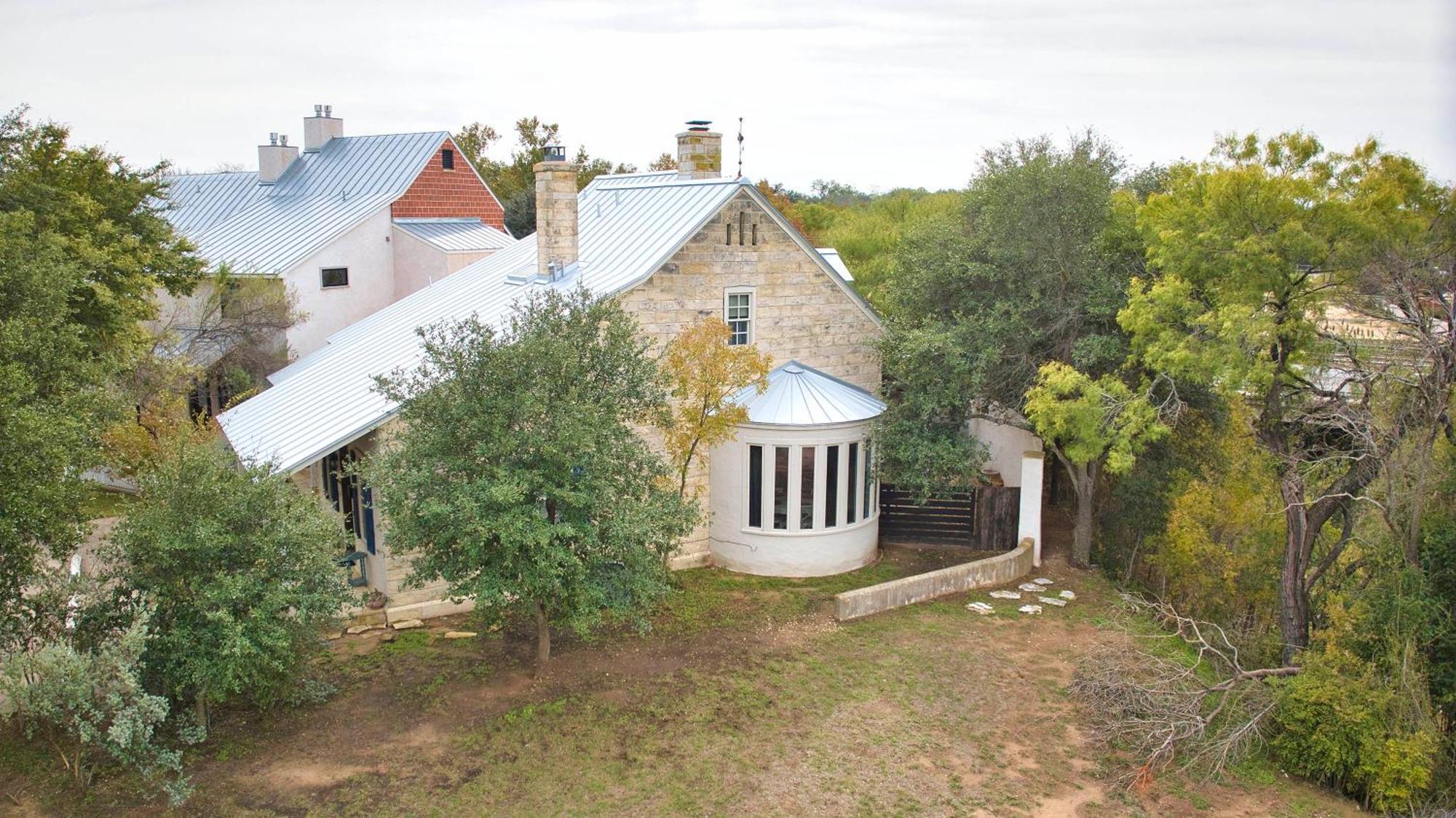 Gardens Of Baron's Creek - Unit D * Fredericksburg